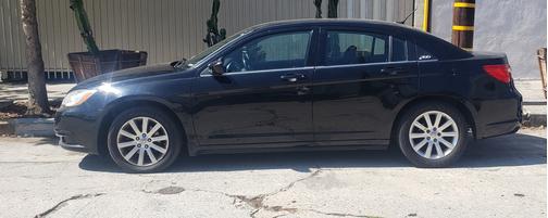 2013 Chrysler 200 Touring