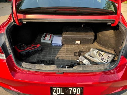 Red 2022 Hyundai ELANTRA SEL