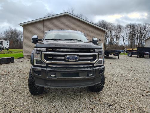 Black 2022 Ford F-350 Platinum