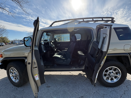 2011 Toyota FJ Cruiser Base