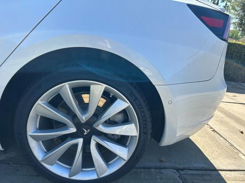 2020 Tesla Model 3 Long Range