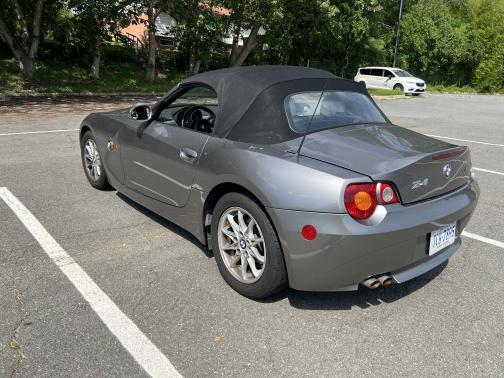 2003 BMW Z4 2.5i Roadster