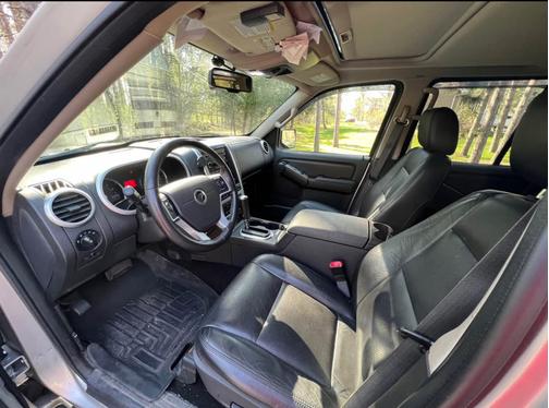 2008 Mercury Mountaineer Base