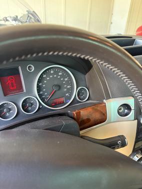 2005 Volkswagen Touareg V8