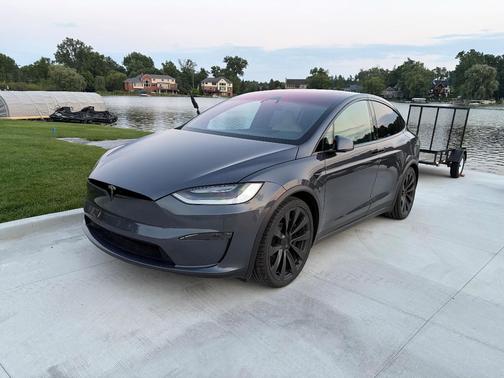 Gray 2023 Tesla Model X Base