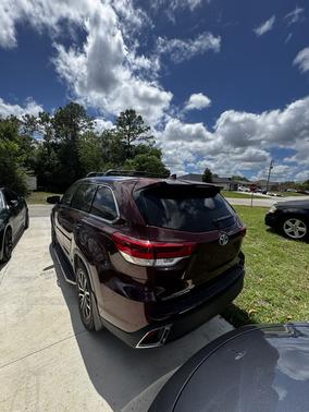 Red 2019 Toyota Highlander Limited