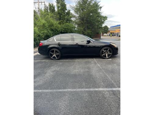 2010 INFINITI G37 x