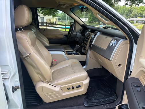 2011 Ford F-150 Lariat