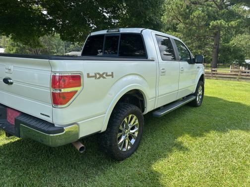 2011 Ford F-150 Lariat