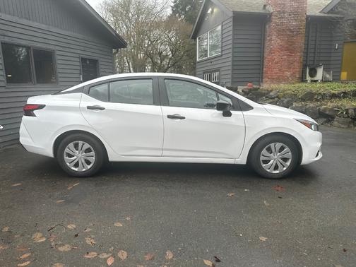 2020 Nissan Versa 1.6 S