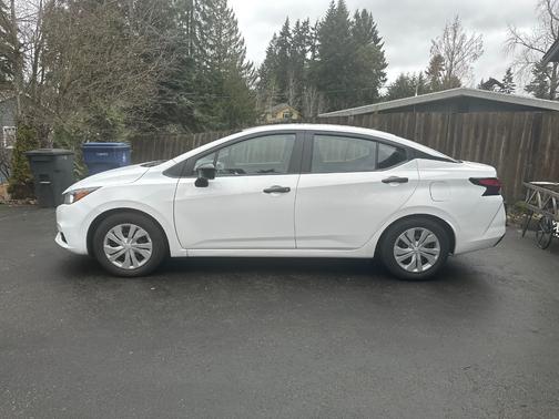 2020 Nissan Versa 1.6 S