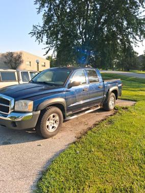 Blue 2005 Dodge Dakota SLT Quad Cab