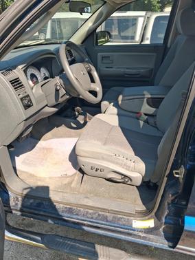 Blue 2005 Dodge Dakota SLT Quad Cab