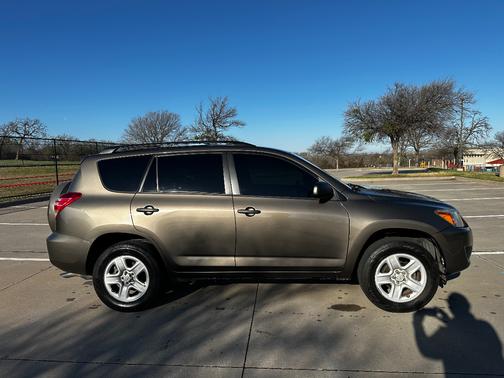 2011 Toyota RAV4 Base