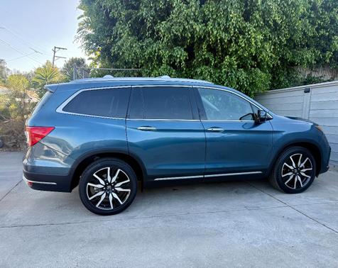 Blue 2019 Honda Pilot Touring 7-Passenger