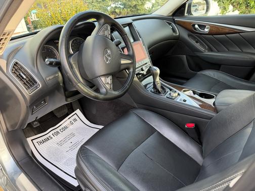 2014 INFINITI Q50 Premium