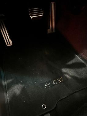 2011 INFINITI G37 Journey