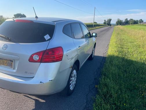 Gray 2008 Nissan Rogue S