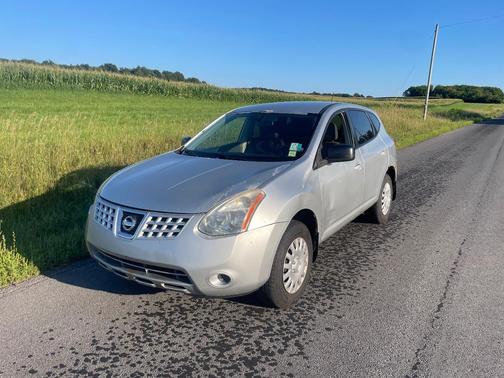 Gray 2008 Nissan Rogue S