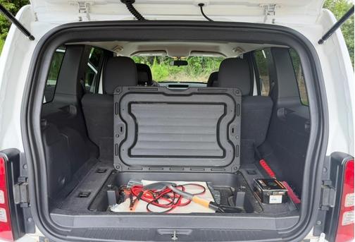 White 2011 Jeep Liberty Sport