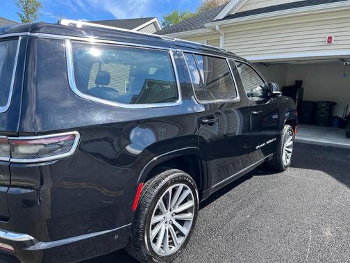 Black 2022 Jeep Grand Wagoneer Series II