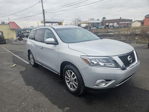 2013 Nissan Pathfinder SV