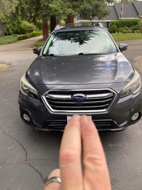 Gray 2018 Subaru Outback 2.5i Limited