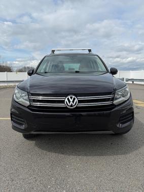 2017 Volkswagen Tiguan 2.0T Wolfsburg Edition