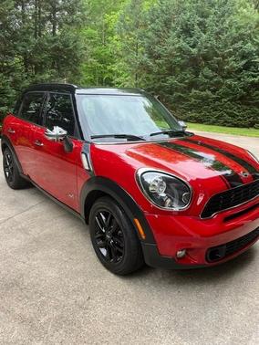 Red 2014 MINI Countryman Cooper S ALL4