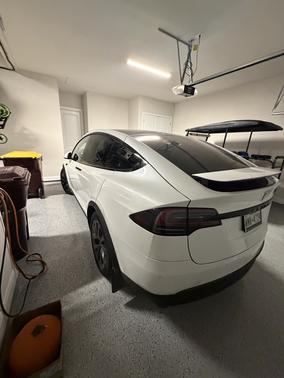 2022 Tesla Model X Plaid