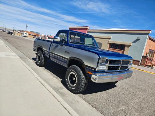 Blue 1992 Dodge W150 Base