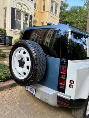 2024 Land Rover Defender 110 P300 S