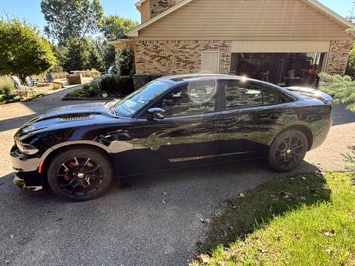 Black 2017 Dodge Charger SXT