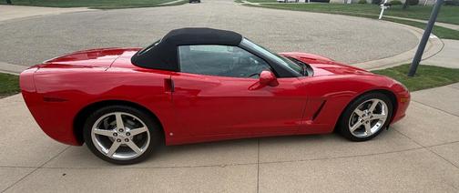 Red 2006 Chevrolet Corvette Base