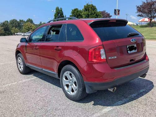 Red 2013 Ford Edge SEL