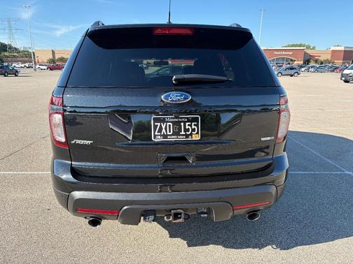 Black 2015 Ford Explorer Sport