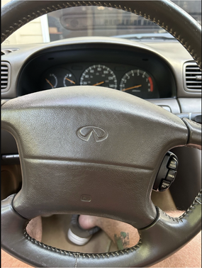 Green 1993 INFINITI J30 Base