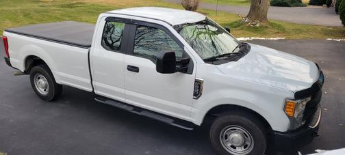 White 2017 Ford F-250 XL
