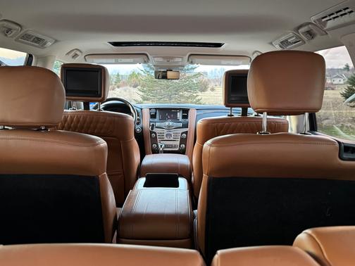 2018 INFINITI QX80 Base