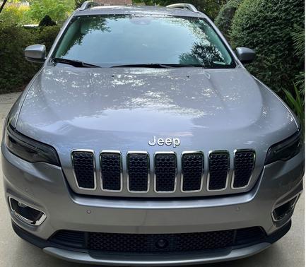 Gray 2020 Jeep Cherokee Limited