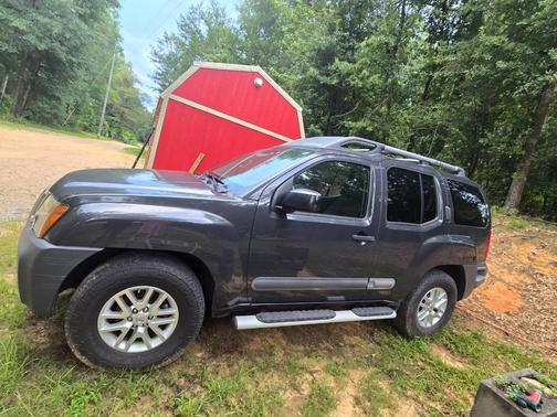 Gray 2015 Nissan Xterra S