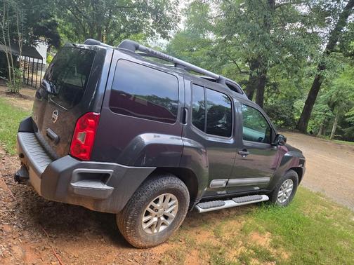 Gray 2015 Nissan Xterra S