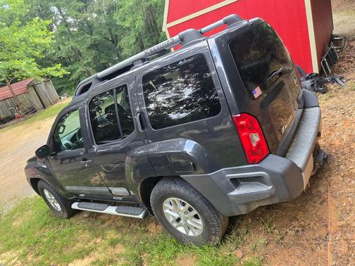 Gray 2015 Nissan Xterra S