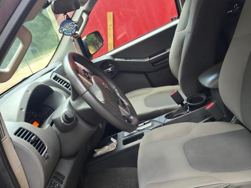 Gray 2015 Nissan Xterra S