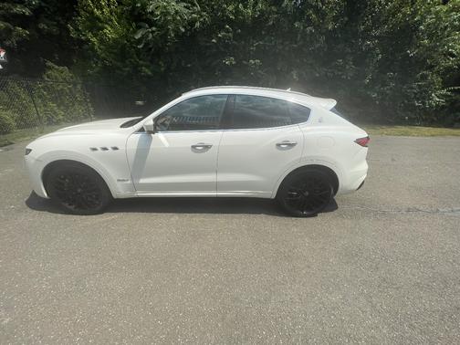 2021 Maserati Levante S GranSport