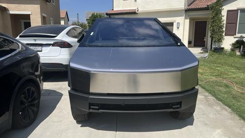 2025 Tesla Cybertruck AWD