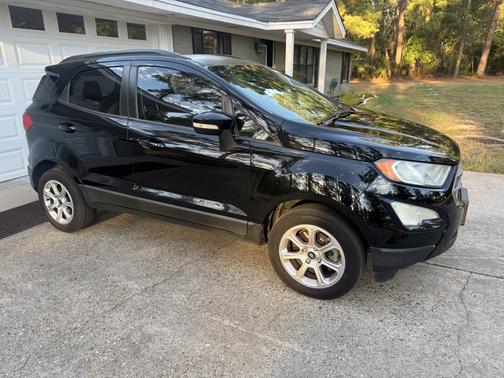 Black 2018 Ford EcoSport SE