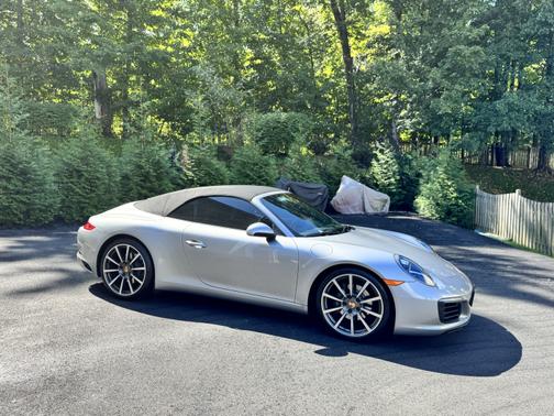 2017 Porsche 911 Carrera