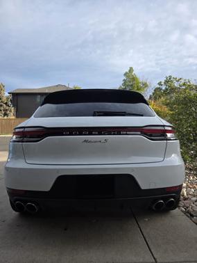 White 2020 Porsche Macan Macan S