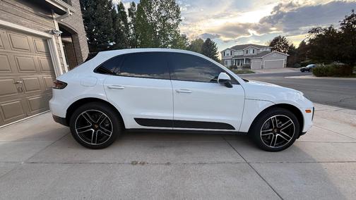 White 2020 Porsche Macan Macan S
